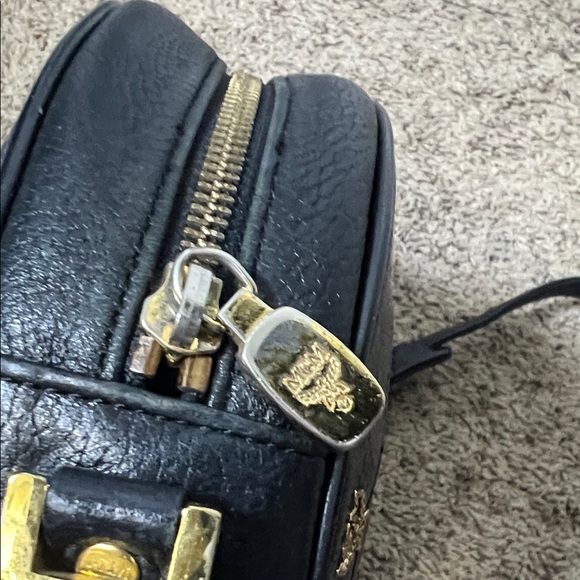 3352 MCM Black and Gold Round Crossbody Bag - Picture 5 of 8